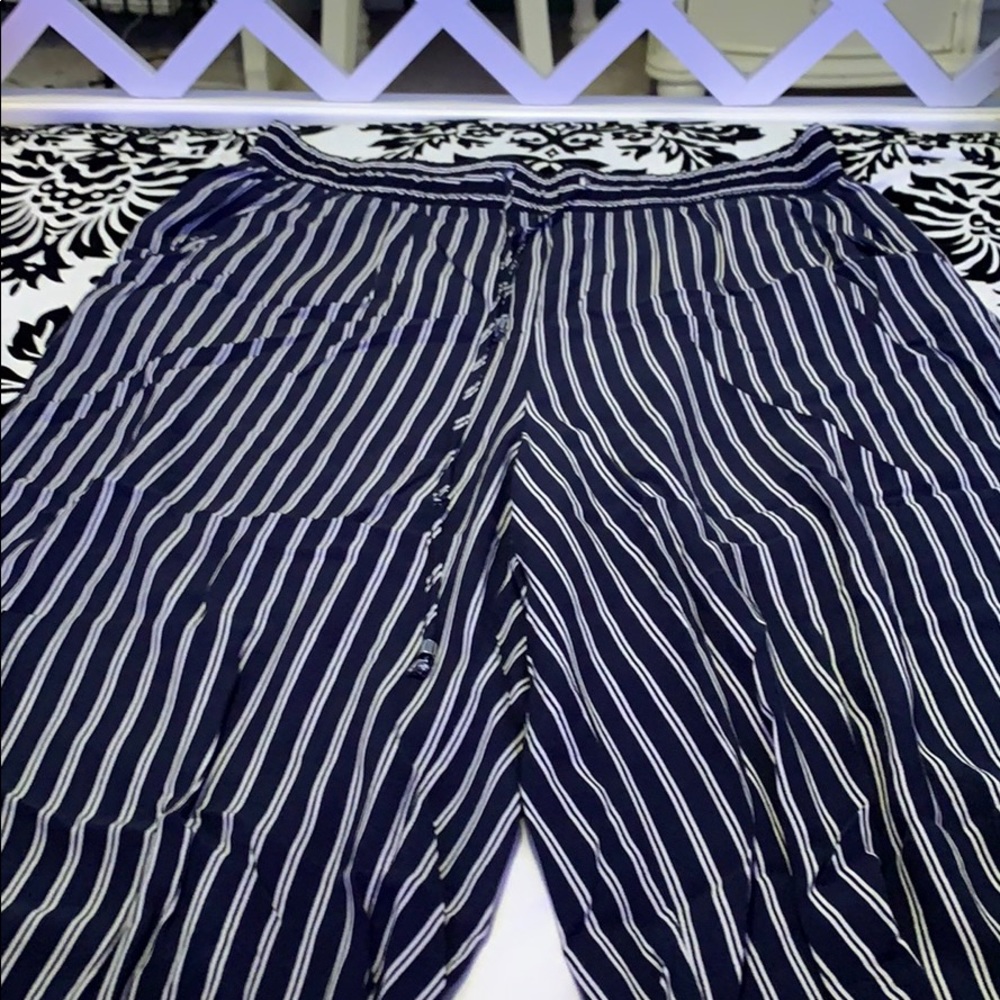 Striped loose pants